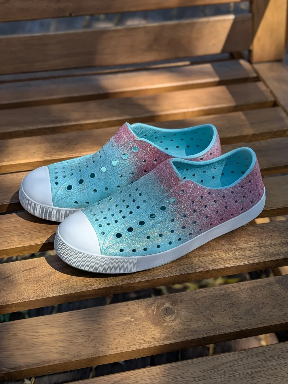 Native Kids Slip-On Sneakers in Aqua and Pink Gradient
